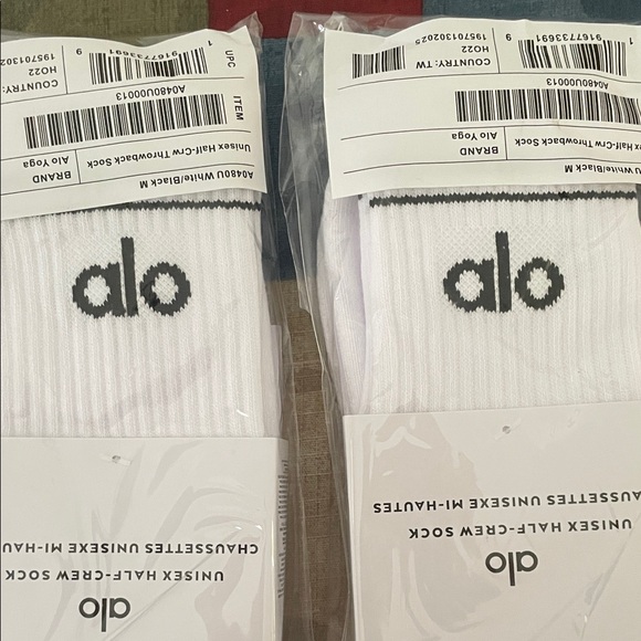 ALO Yoga Other - ALO Yoga White and Black Half-Crew Socks
